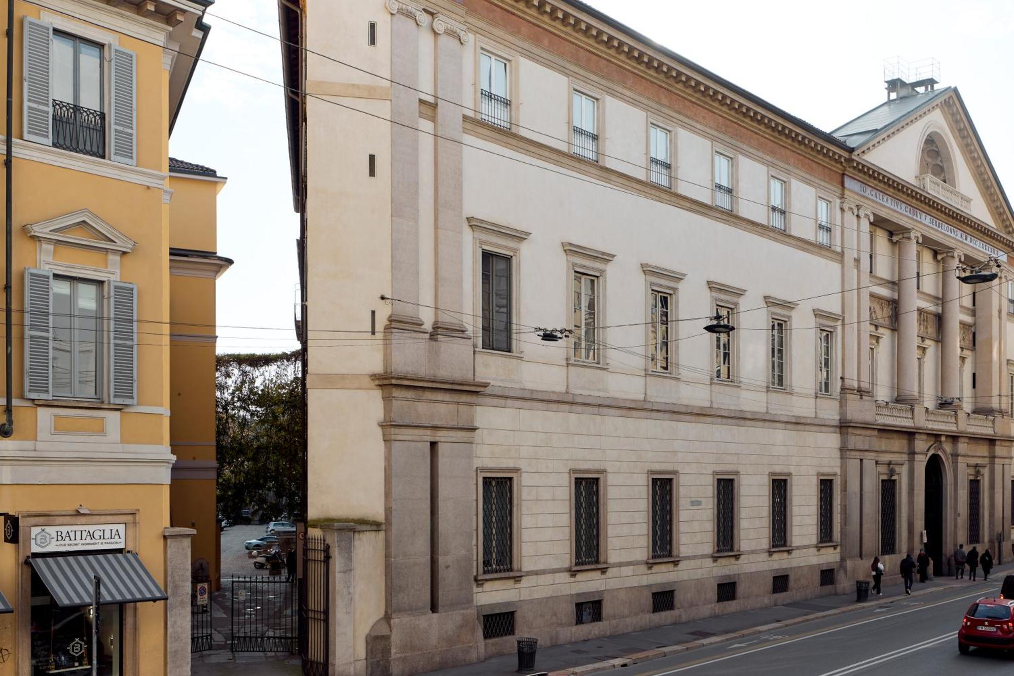 Corso Venezia View With Private Balcony - Corso Venezia Suite ミラノ エクステリア 写真